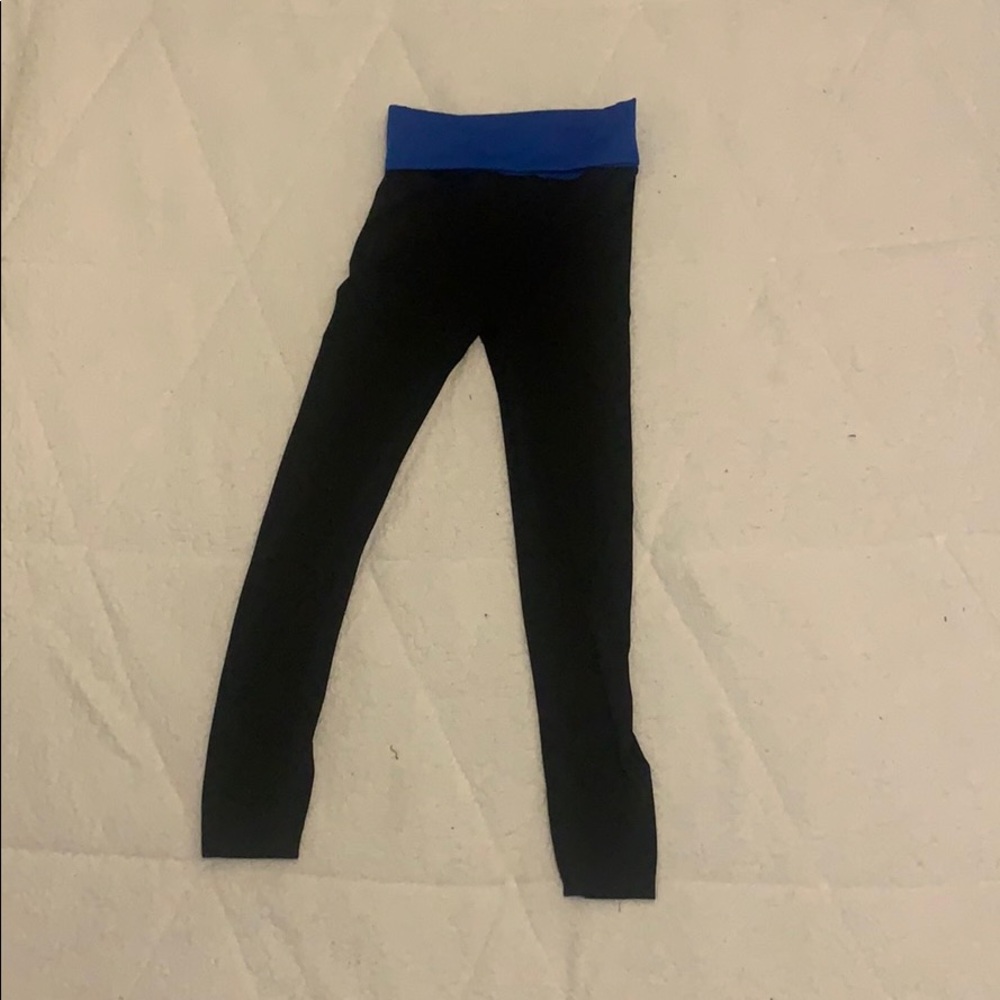 athletic leggings
